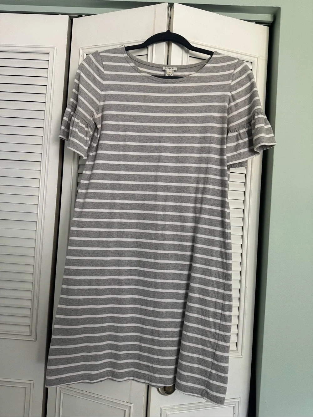 J. Crew Gray & White Striped Ruffle Sleeve Midi Dress